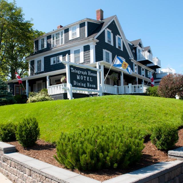 Telegraph House Motel Baddeck Inlet Exterior foto