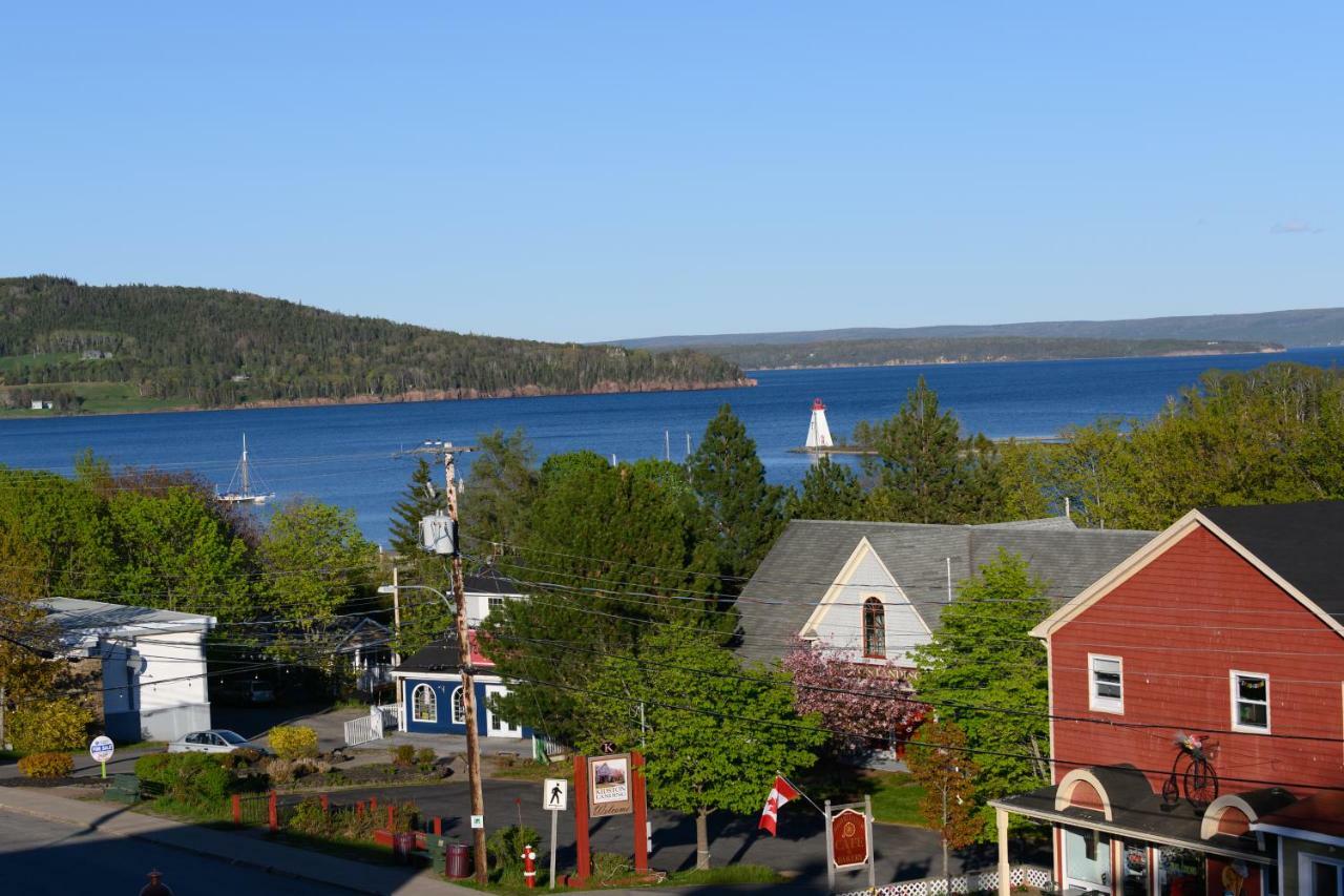 Telegraph House Motel Baddeck Inlet Exterior foto
